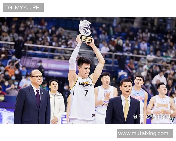 上海新援全运会轰三双，24岁锋霸场均32+13，张镇麟沦为第3选择？