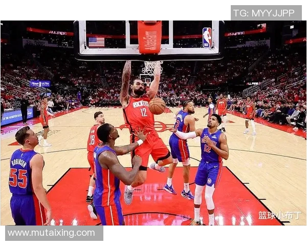 统治内线！绿军本场共抢下61个篮板，其中22个为前场篮板